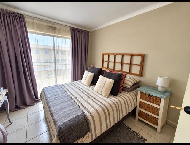 3 BEDROOM TOWNHOUSE FOR SALE IN KENLEAF
